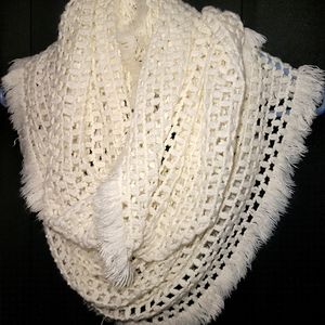 Avenue Chunky Crochet Scarf Throw With Fringe White Infinity Scarf